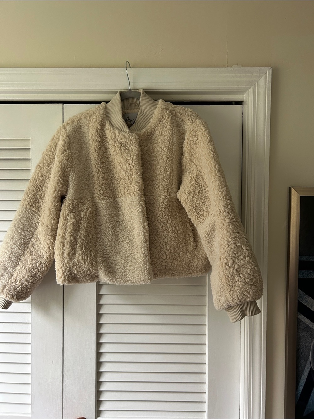 dh NEW YORK Cream Sherpa Bomber Jacket